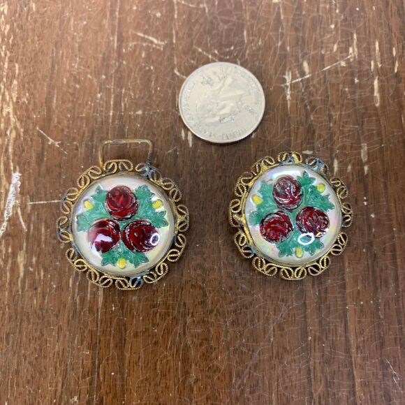 Pair (2) of Victorian Brass Red Rose floral Metal & glass intaglio‎ scarf clips - Picture 4 of 6